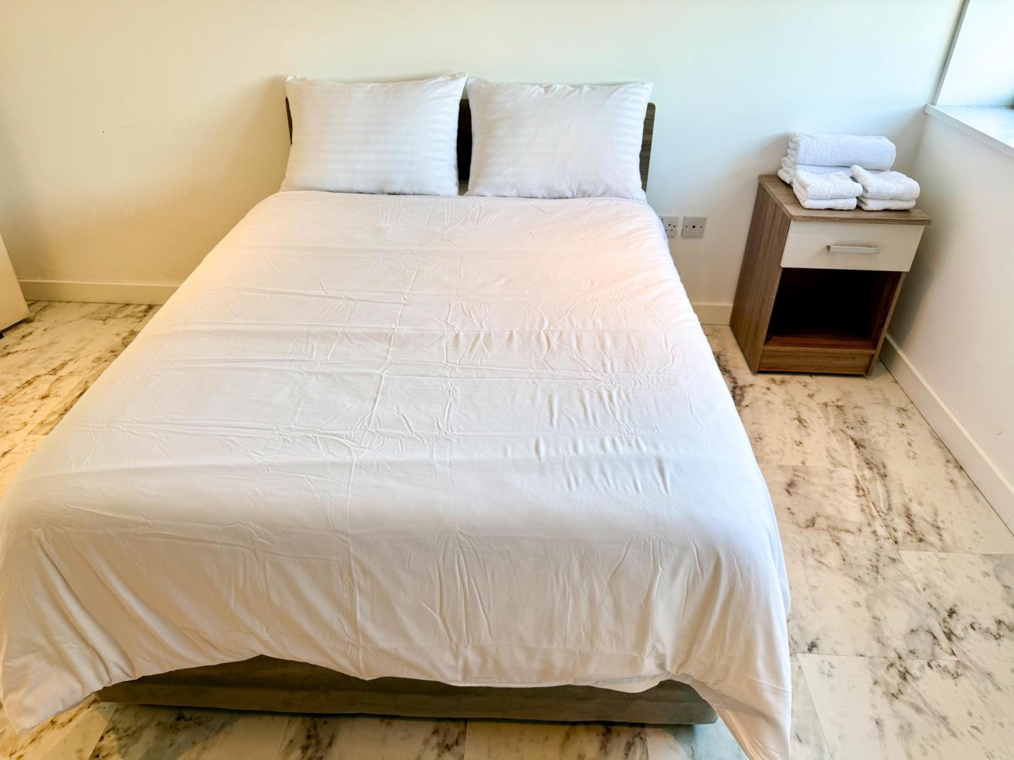 Entire Flat With 2x Bedrooms, 2x Bathrooms And A Big Living In The Olympic Park And Westfield At Stratford 5* Londres