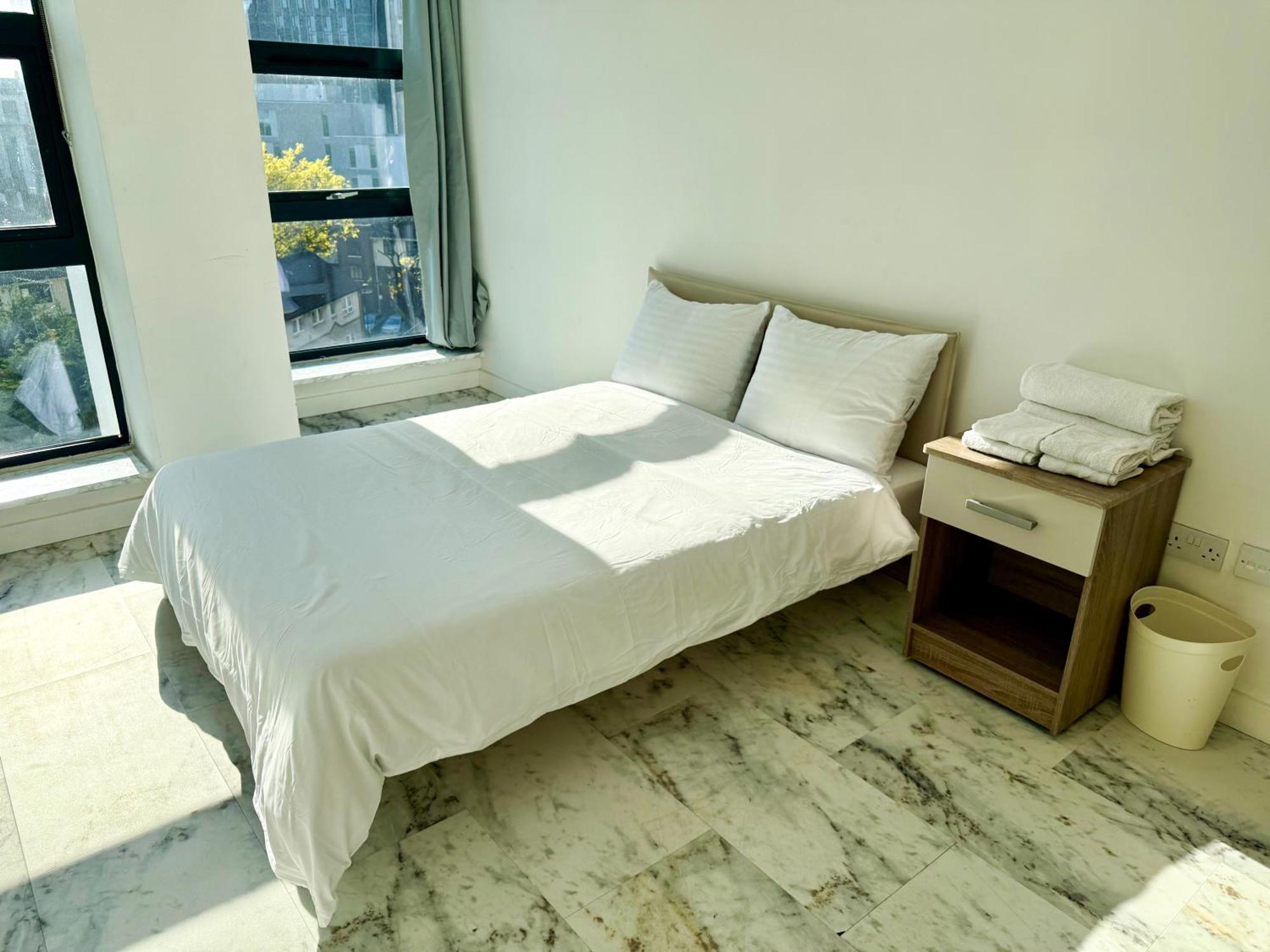 Entire Flat With 2x Bedrooms, 2x Bathrooms And A Big Living In The Olympic Park And Westfield At Stratford Hotel Londres